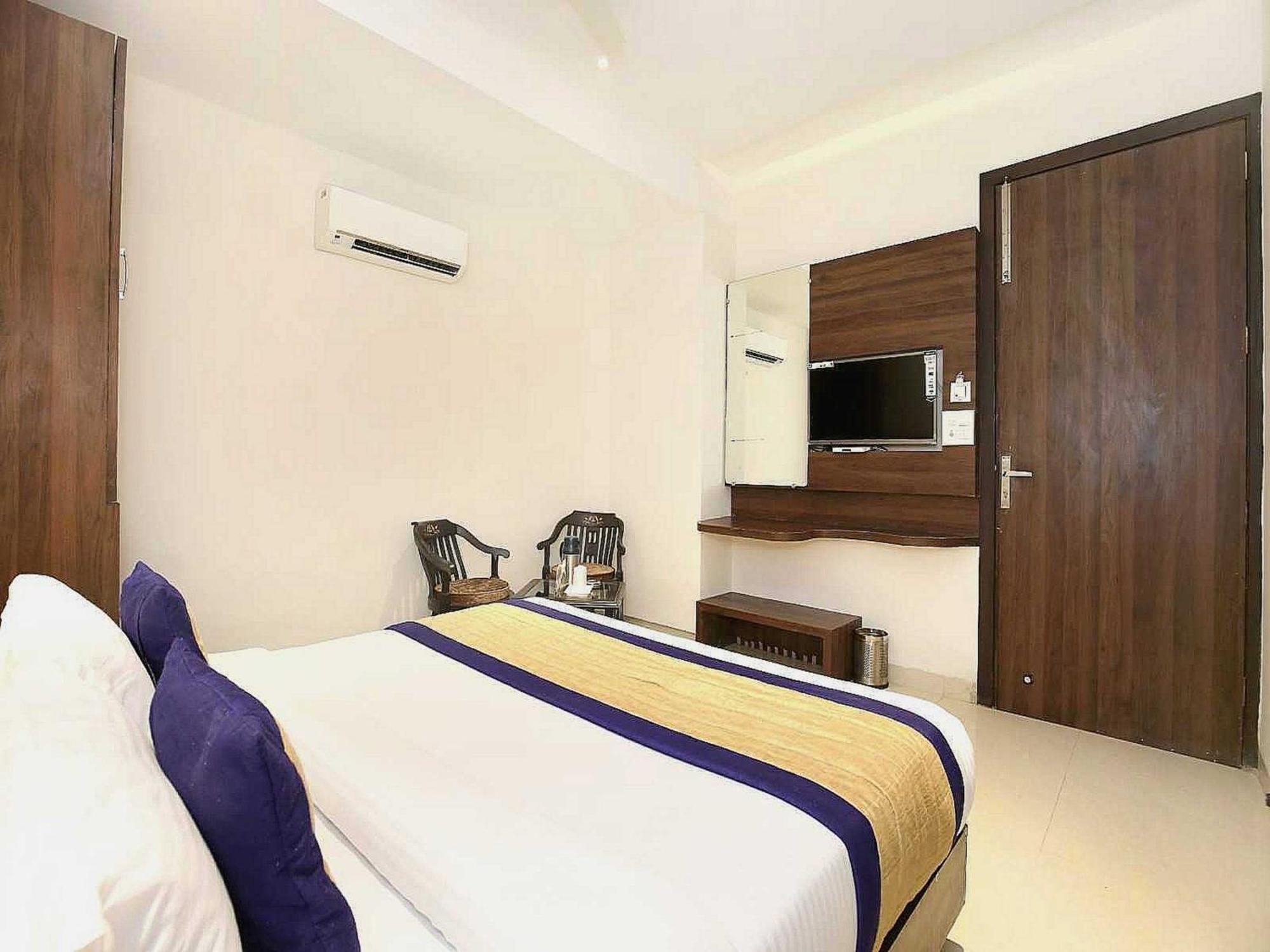 Hotel O Grand Star Amritsar Exterior foto